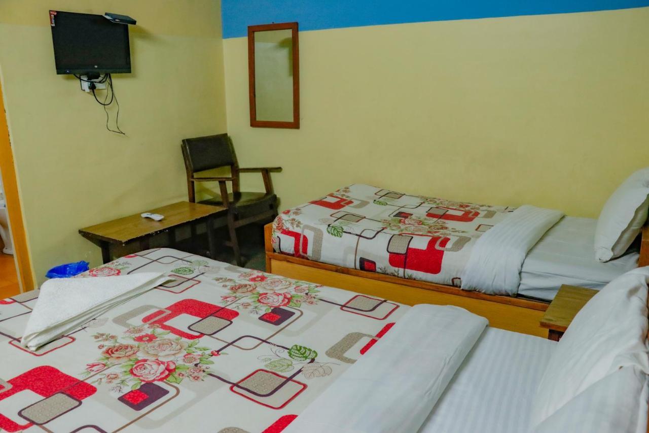 Hotel Backpackers Inn Катманду Экстерьер фото